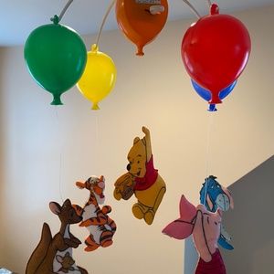 Winnie the Pooh Tital Nursery Set!